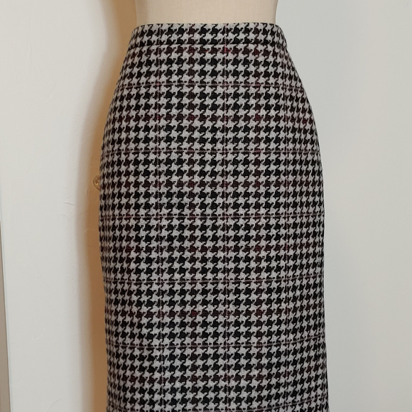Pure Collection Houndstooth Pencil Skirt - Picture 1 of 6